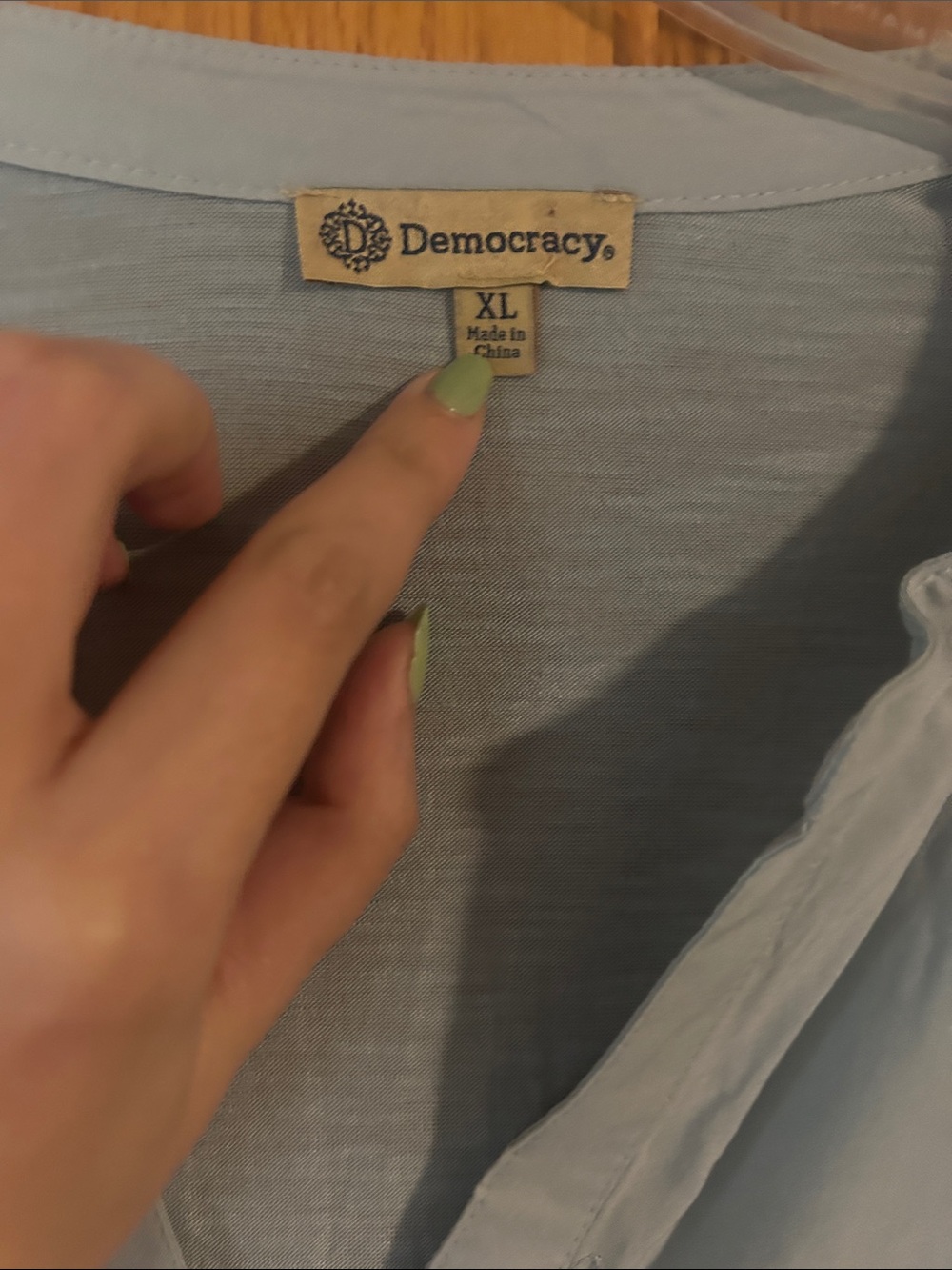 Democracy Embroidered Button-Up Top | Size XL - Picture 5 of 7